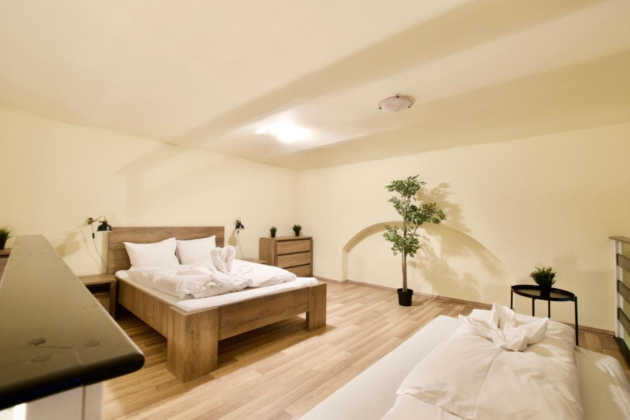 Ecostay Apartment Zoltan Street Budapest Ngoại thất bức ảnh